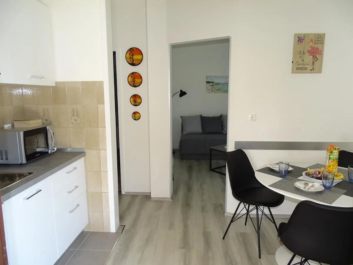 Olga Apartment Near The Beach Novigrad Istria
