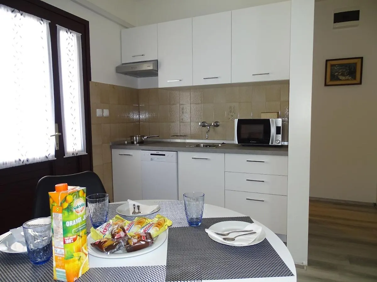 Olga Apartment Near The Beach Novigrad Istria