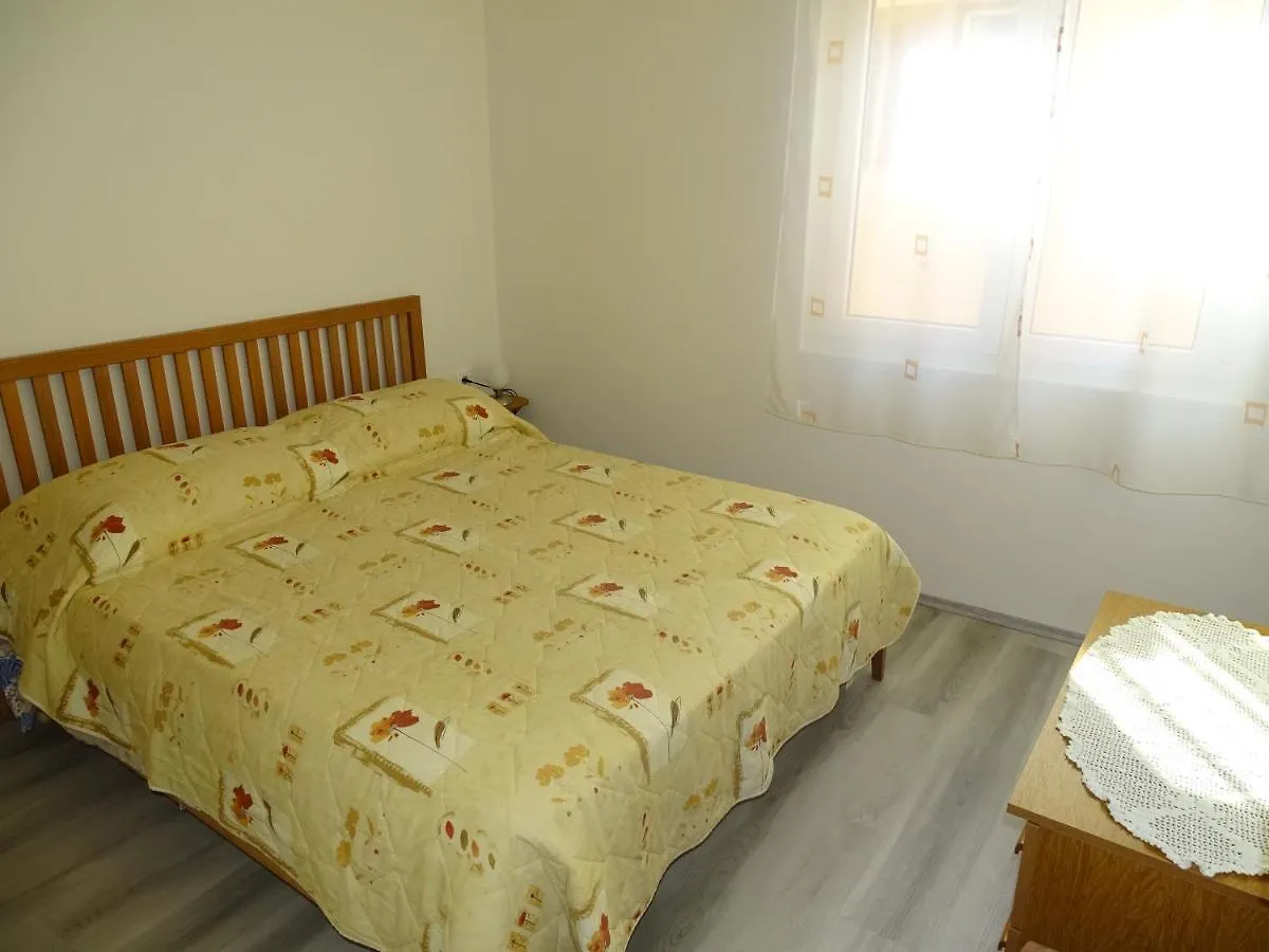 Olga Apartment Near The Beach Novigrad Istria